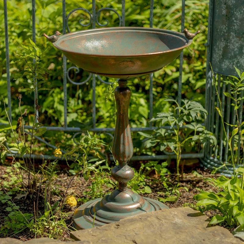 Bobra Iron Birdbath