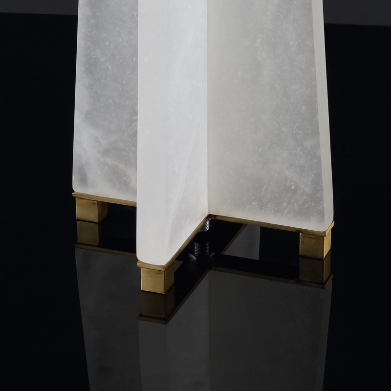 Cabernet Table Lamp