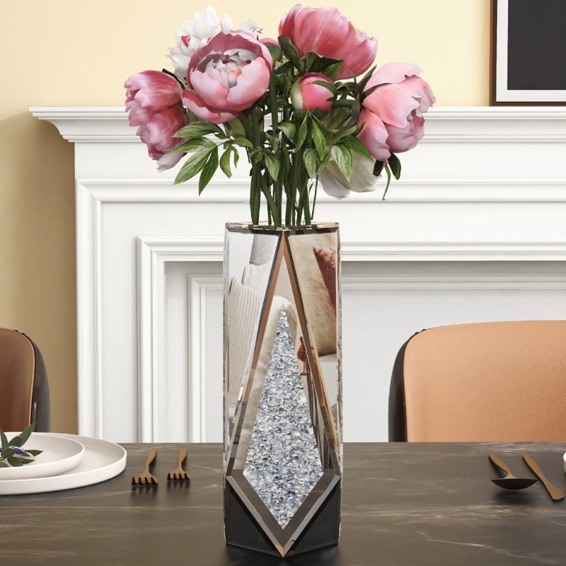 Cerrie Handmade Glass Table Vase