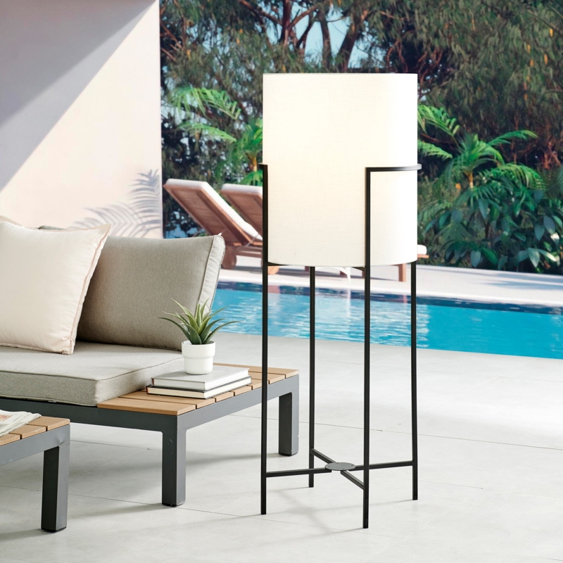 Garridan 49.5'' Battery Powered Integrated LED Outdoor Floor Lamp