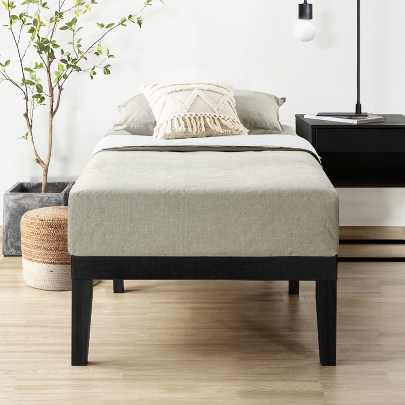 Kizer Contemporary Solid Wood Platform Bed