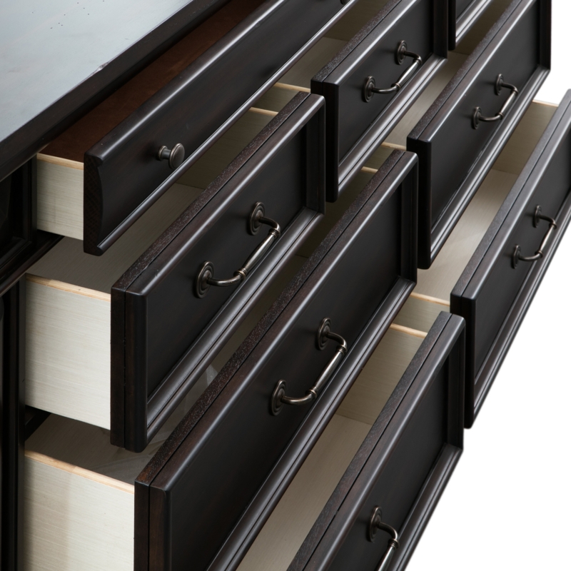 Olander 9 - Drawer Dresser