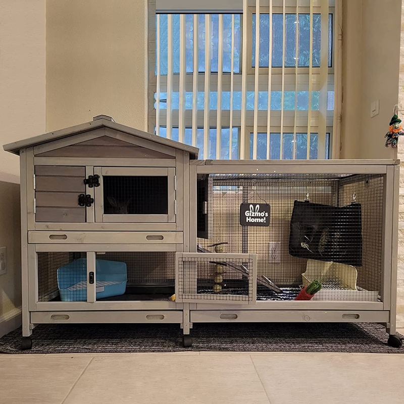 Shelbie Weather Resistant Rabbit Hutch