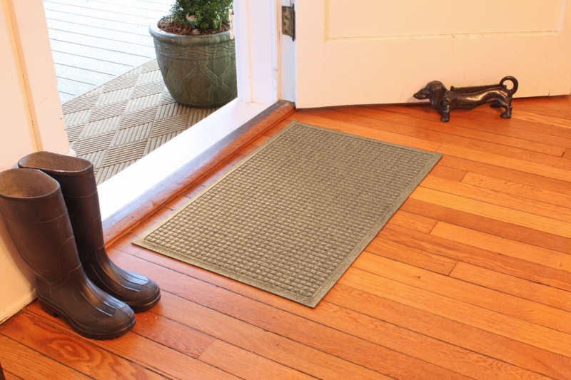 WaterHog Squares Indoor Outdoor Door Mat