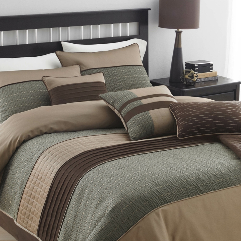 Wissem Comforter Set