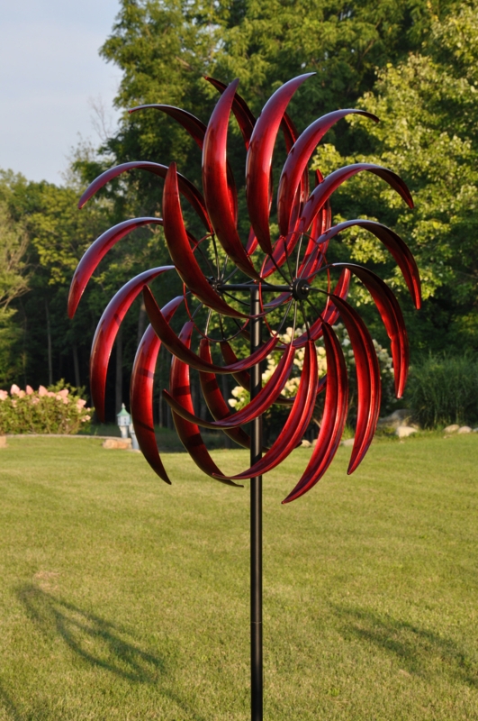 Hiltraud Metal Abstract Rotator
