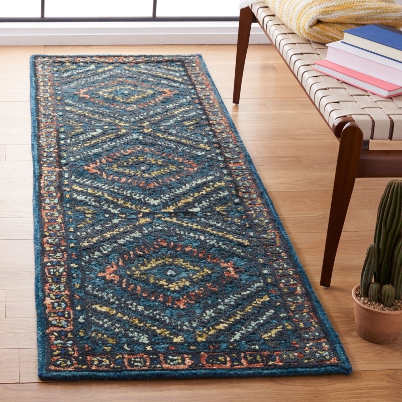 Illari Wool Southwestern Rug
