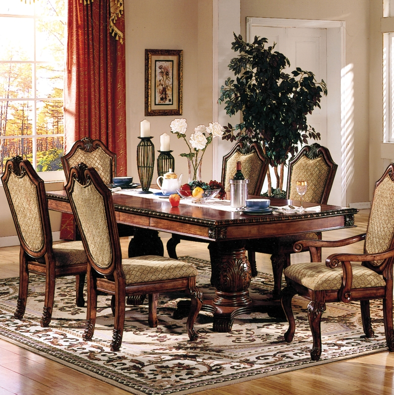 Liam Extendable Dining Table