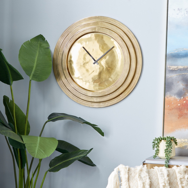 Lotridge Metal Wall Clock