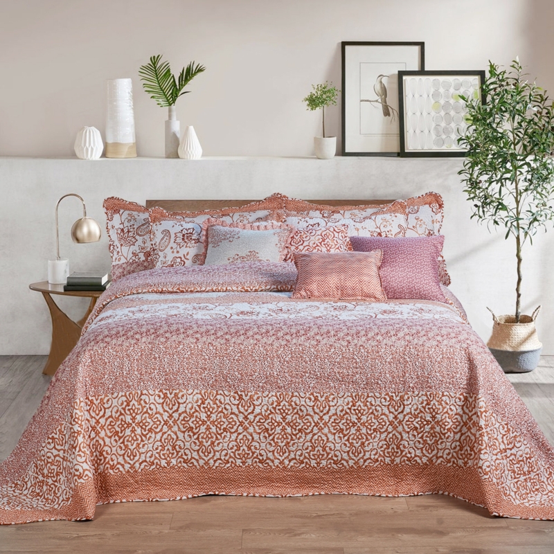Manley Coverlet Set