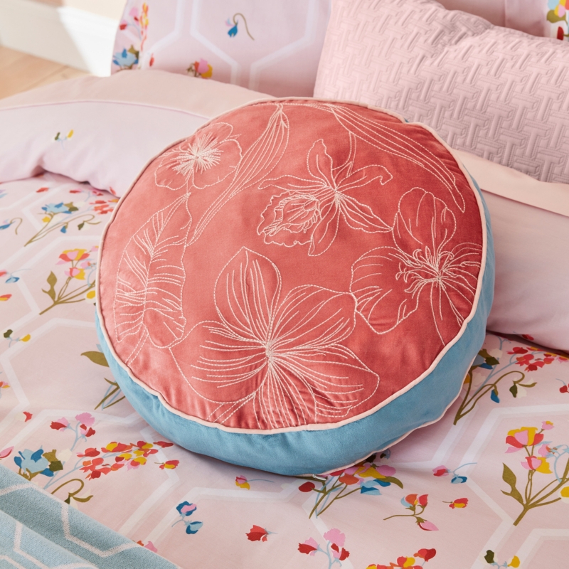 Peppermint Embroiderd Throw Pillow