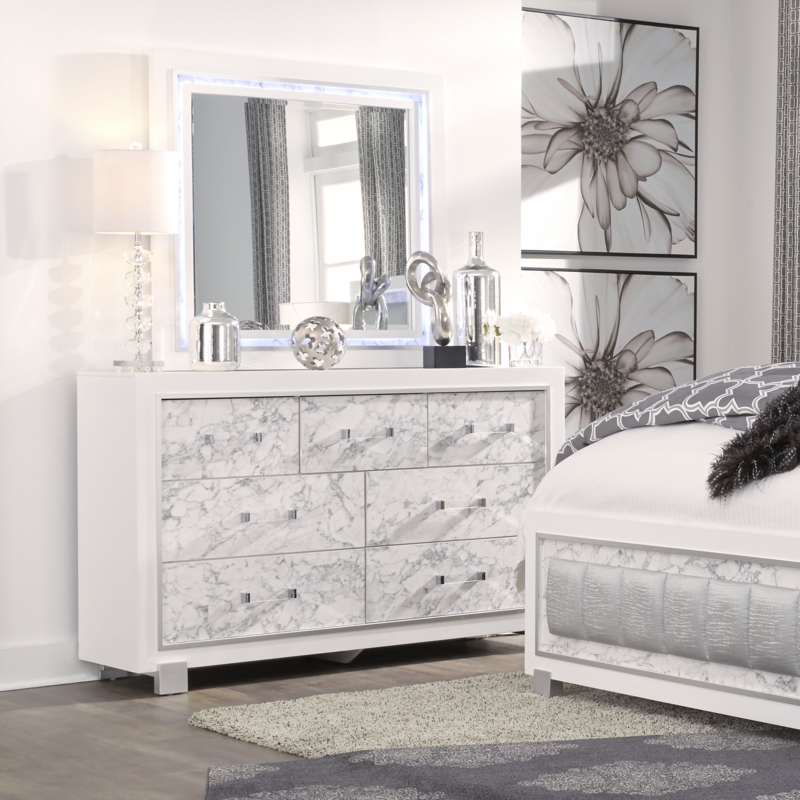 Sia 7 - Drawer Dresser with Mirror