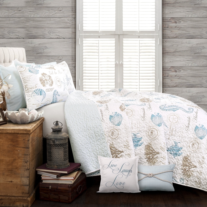 Ziemer Coastal Striped Quilt Set