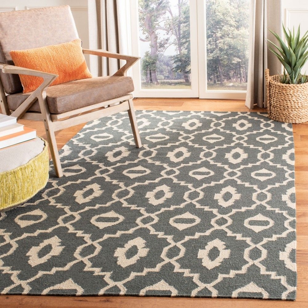 Dhurries DHU205 Hand Woven Area Rug - Charcoal/Ivory - 8'x10' - Safavieh.
