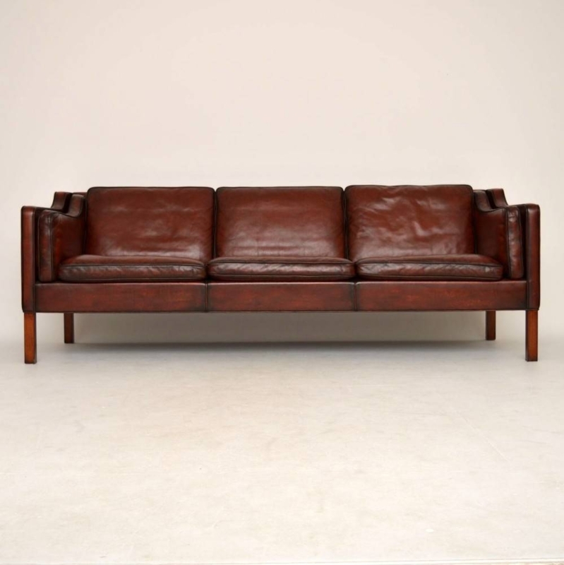30 Best Retro Sofas for Sale