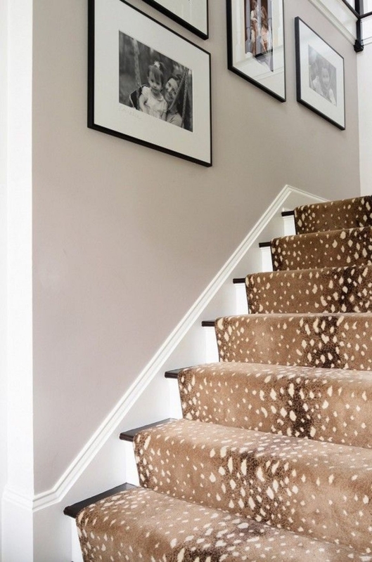 Antelope Print Stair Runner Rug for Chic Interiors