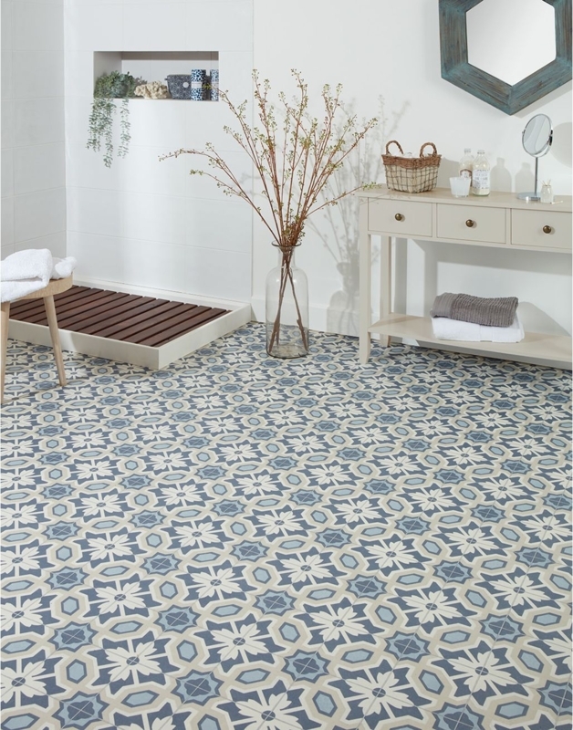 Blue and White Spanish Patterned Floor Tiles Design