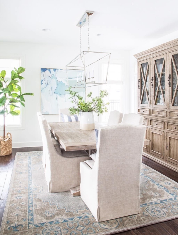 Bright Coastal Dining Room with Natural Wood Accents