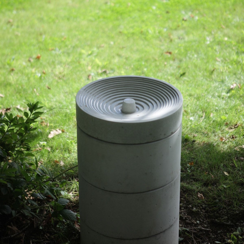 Contemporary Concrete Bird Bath | Concrete bird bath, Water features in ...
