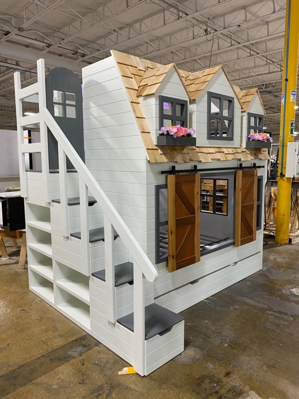 Country Cottage Loft Bunk Bed with Playhouse Design