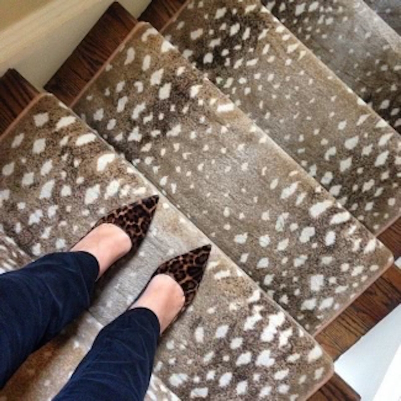 Cozy Antelope Print Staircase Rugs for Home