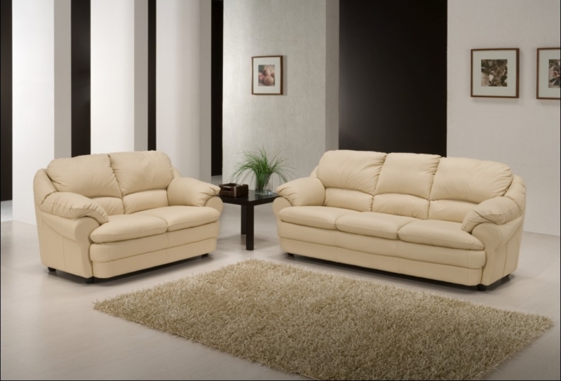 Cream Leather Sofas for Elegant Modern Living Rooms