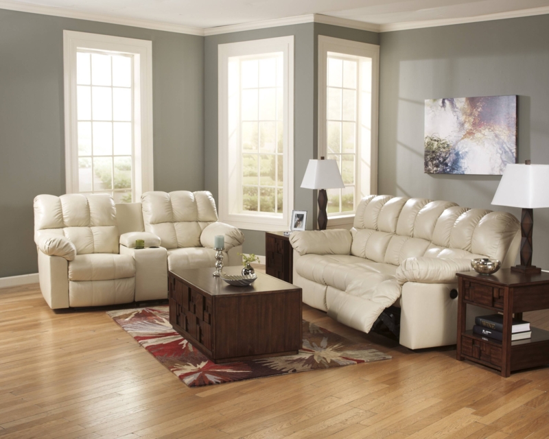 Cream Reclining Sofa Set in Modern Cozy Living Room