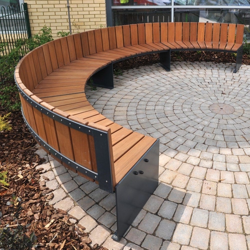 curved bench | Diy bench outdoor, Wooden garden benches, Garden bench ...