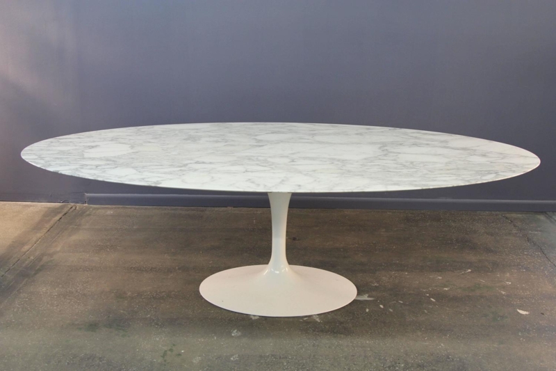 Eero Saarinen Oval Marble-Top Dining Table Knoll