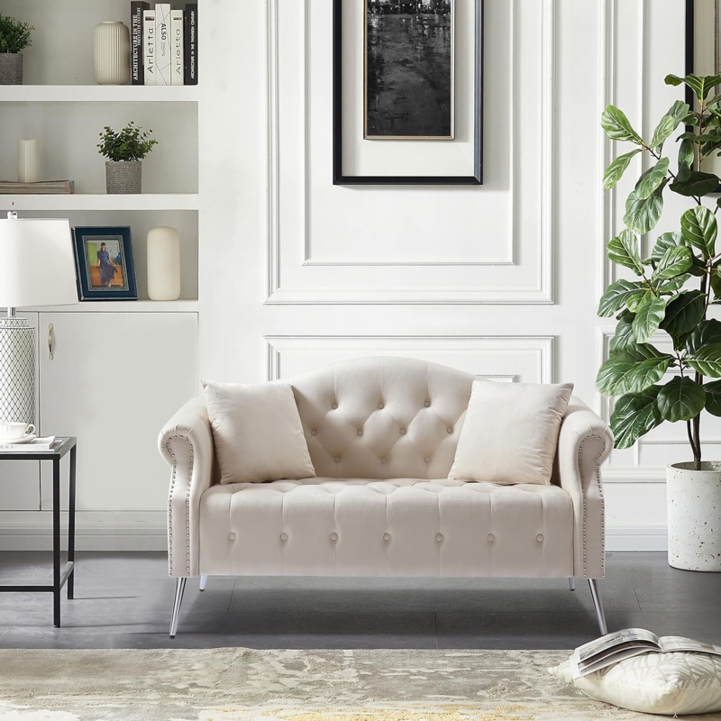 Elegant Curved Loveseat for Compact Living Rooms