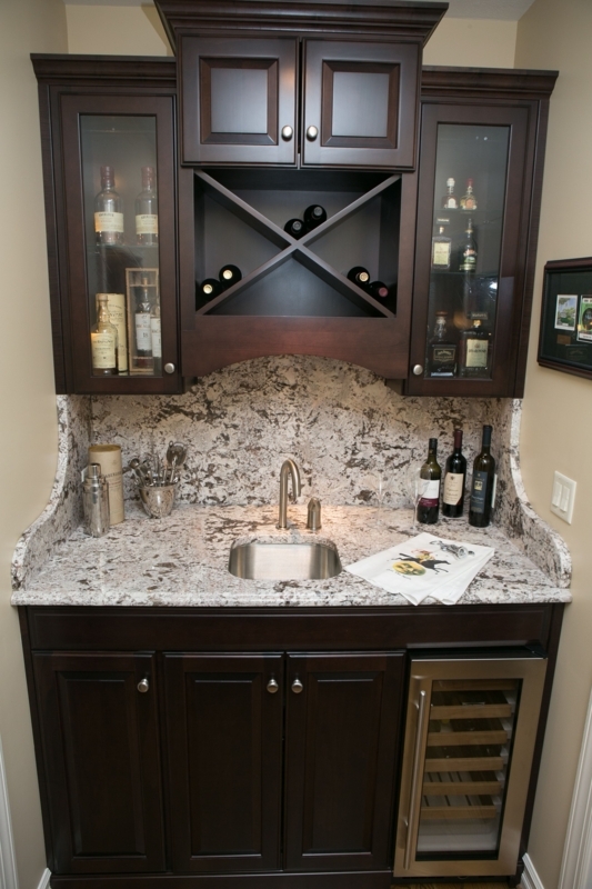 Wet Bar Sink And Cabinets