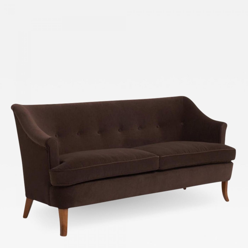 Elegant Mid-Century Brown Velvet Sofa Design