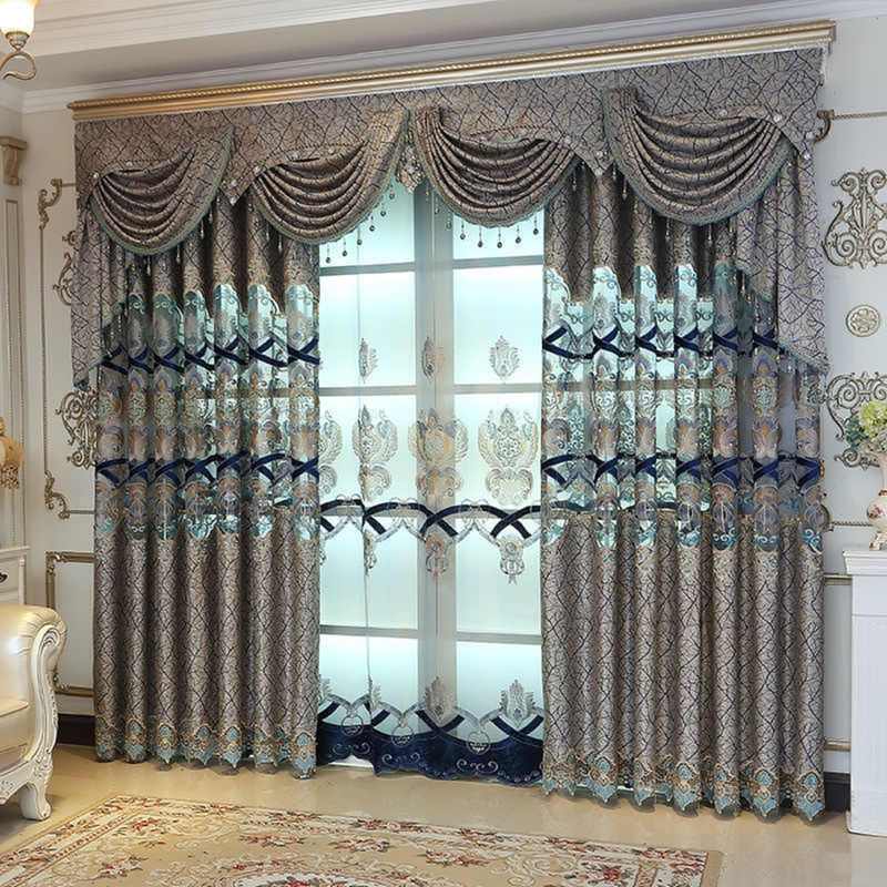 Elegant Patterned Curtains for Classic Living Rooms