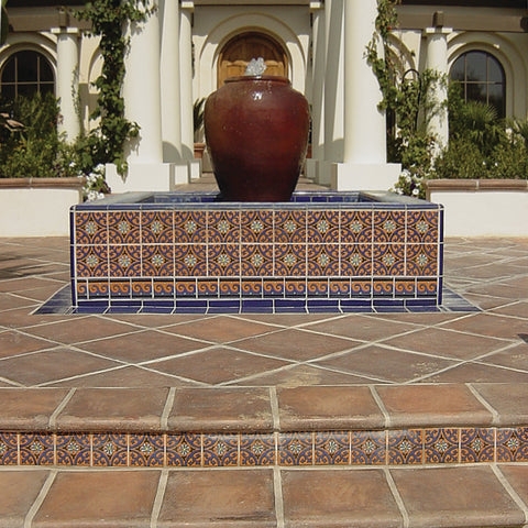 Elegant Spanish Floor Tile Fountain Design
