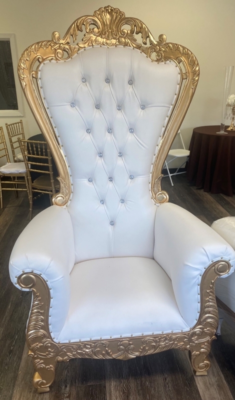 Elegant White and Gold King Throne Chair Design