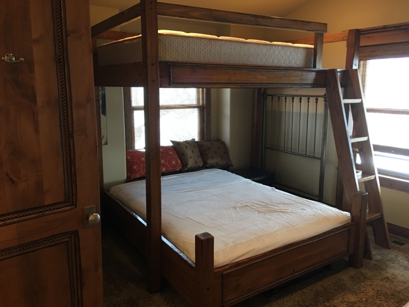Full Over Queen Wooden Bunk Beds for Spacious Bedrooms