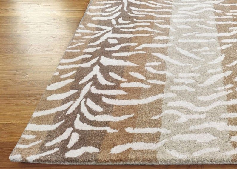 Hand-Tufted Wool Antelope Print Area Rug