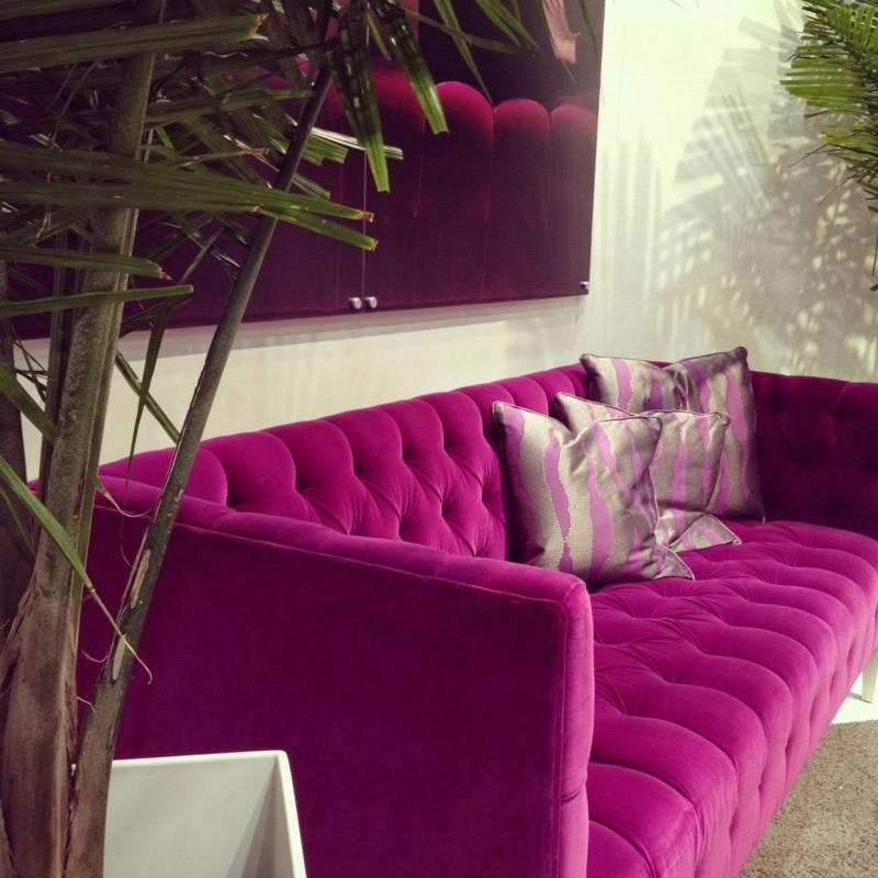Luxurious Pink Tufted Velvet Couch with Pillows