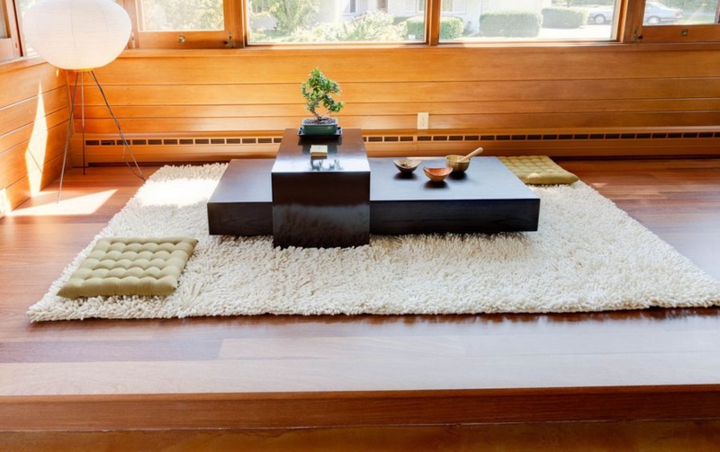 Minimalist Japanese Low Dining Table with Cushions
