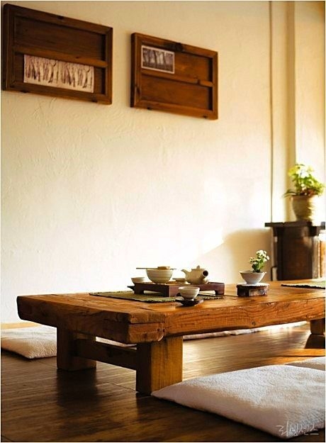 Minimalist Rustic Japanese Low Dining Table Design