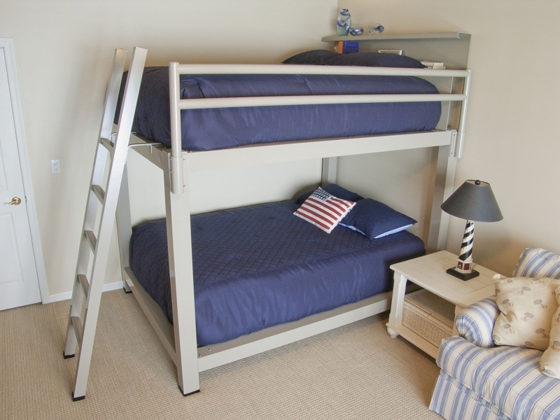 Modern Queen Over King Size Bunk Bed Design