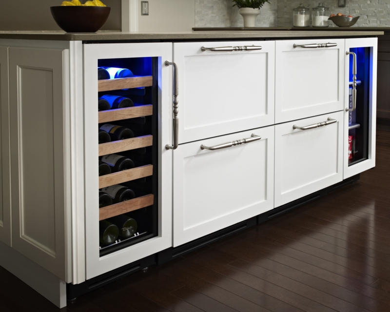 Modern White Bar Cabinet with Built-In Wine Fridge