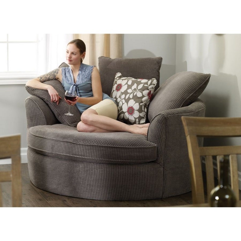 Oversized Round Nest Chair for Cozy Corners
