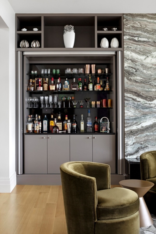 Sleek Modern Built-In Bar Cabinet Living Room