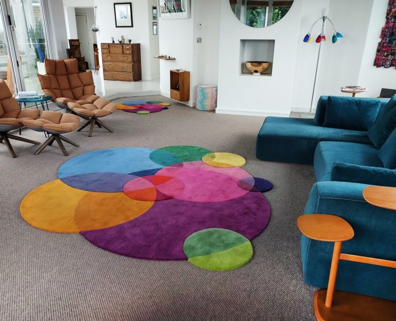 Vibrant Multi-Color Circle Rugs for Modern Living Rooms