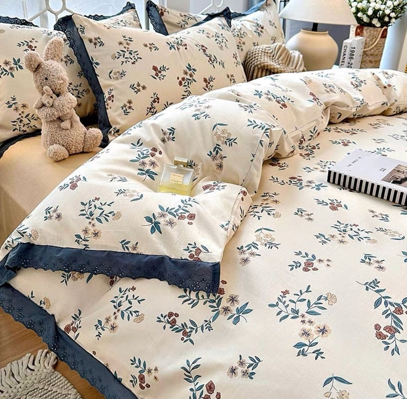Vintage Blue Floral Cotton Duvet Cover Set with Lace