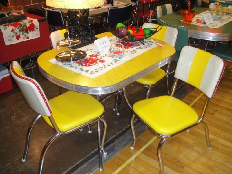 Vintage Yellow Chrome Dinette Set with Leatherette Chairs