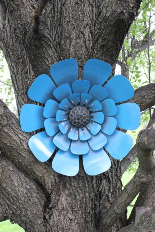 Blue Metal Garden Flower Wall Art Decoration