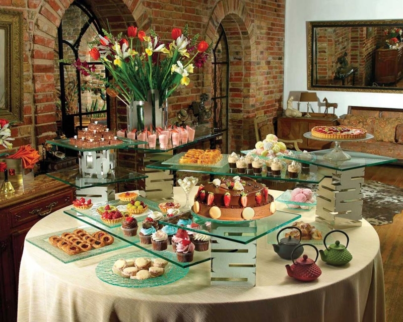 Buffet and Banquet Displays - Food Display Stands