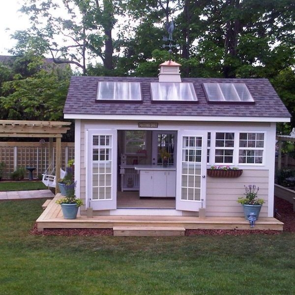 Charming Backyard Studio Shed with Kitchen and Bathroom